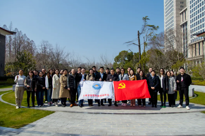 智链生态·创变未来 上海天佑医院参加桃浦商会"智链生态"研学活动