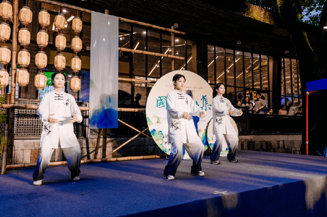 新中式养生风刮到夜市,把脉开方,健康 UP!