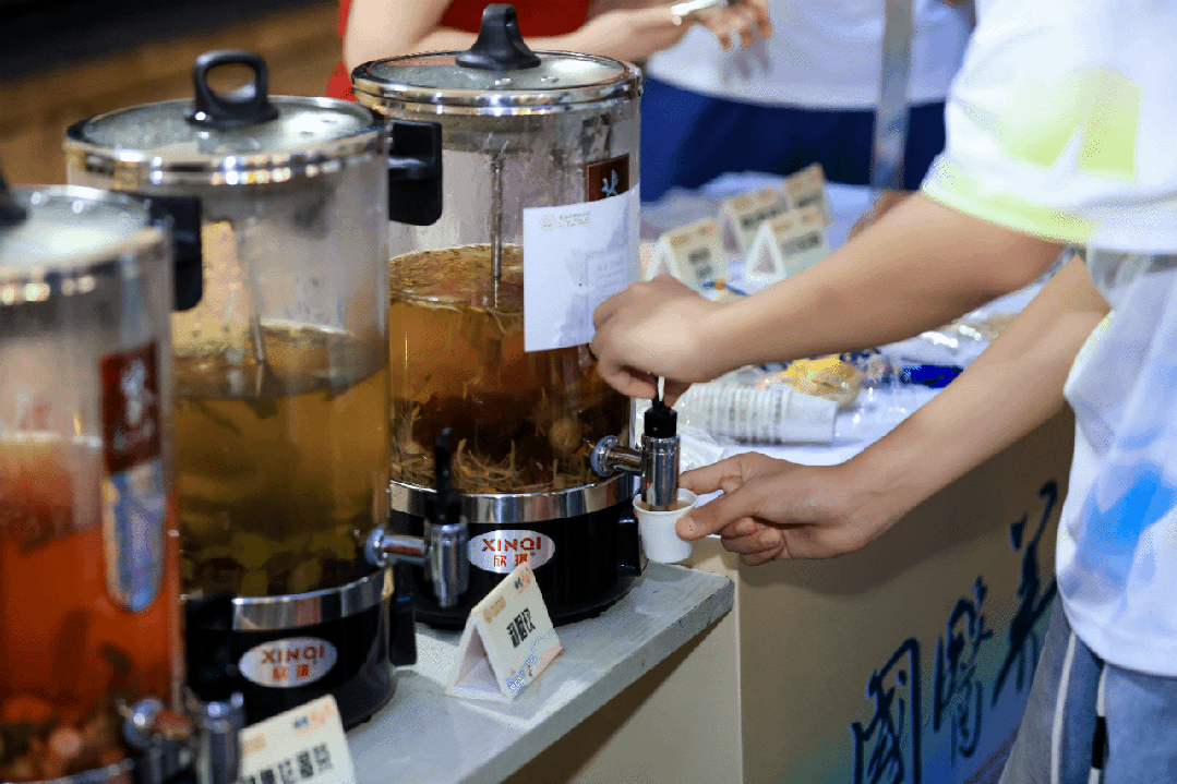 新中式养生风刮到夜市,把脉开方,健康 UP!