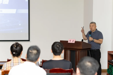 重庆大学附属肿瘤医院周宏副院长一行来院开展学术交流活动