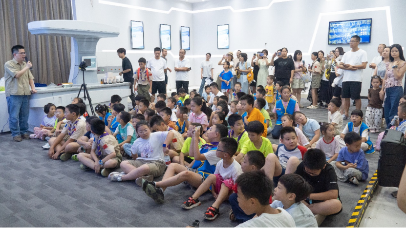 探索超声波奥秘，70 多组卓越少年义工团亲子家庭走进海扶刀发源地