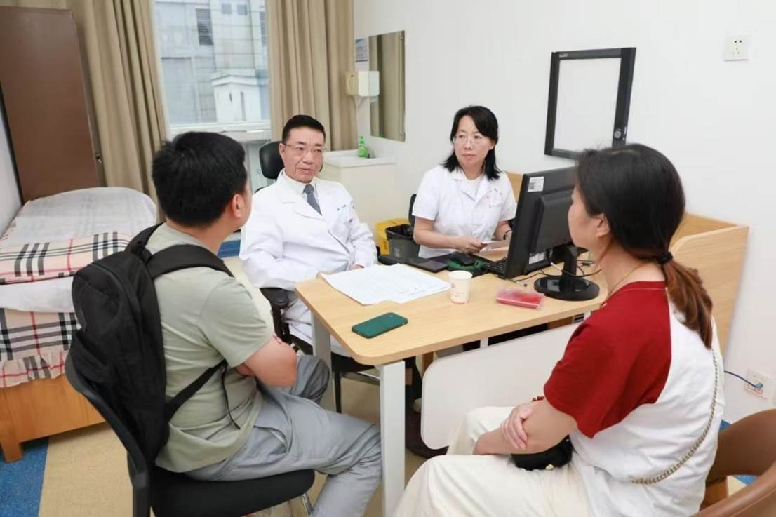 强强联合 让赣鄱百姓享优质医疗服务 ——浙大一院江西医院(一期)正式投入使用