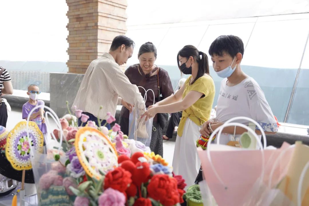 让爱在此扎根,温暖彼此同行 | 陆道培医院首届「培」伴爱心集市温馨举行