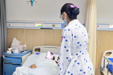 「张曼玉，请查收写给你的诗」