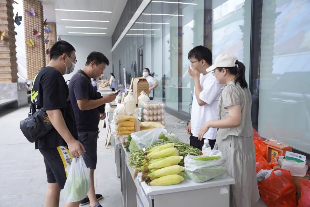 让爱在此扎根,温暖彼此同行 | 陆道培医院首届「培」伴爱心集市温馨举行