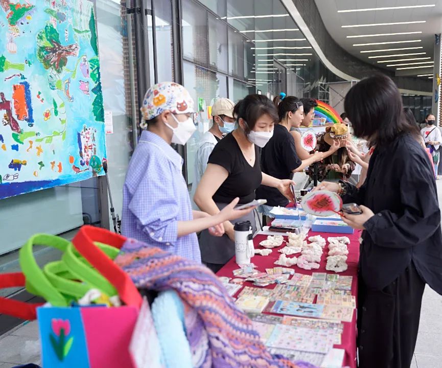 让爱在此扎根,温暖彼此同行 | 陆道培医院首届「培」伴爱心集市温馨举行
