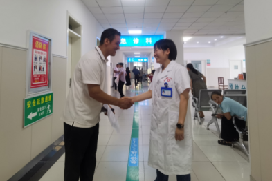 列车上儿童突发高烧 南昌大学二附院援疆医生刘琴紧急救援