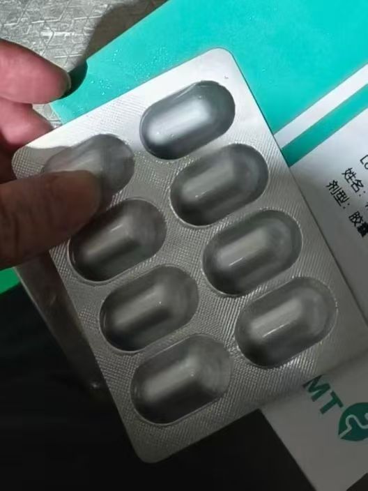 17 岁男孩飙到 200 斤,武汉亚心总医院植入「外援」肠菌助力成功减重