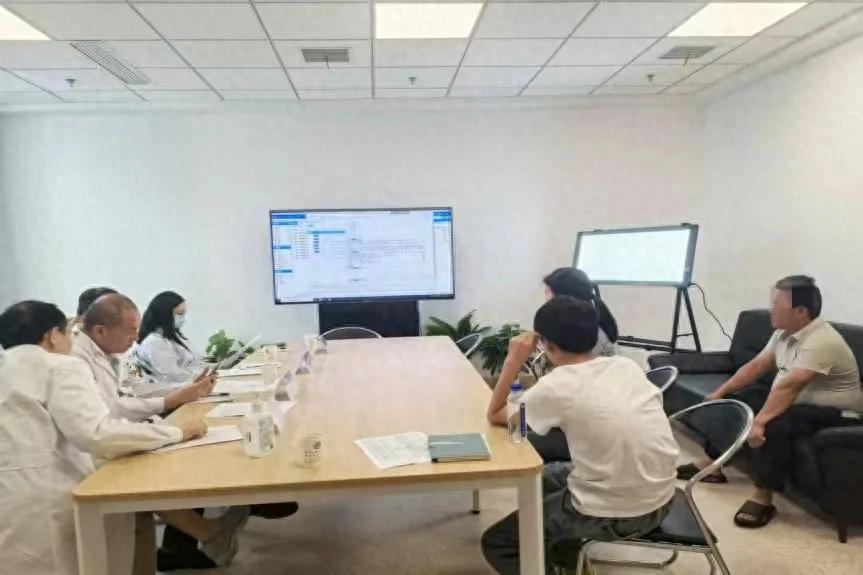 14 岁少年不幸罹患肿瘤 武大人民医院头颈肿瘤多学科联合门诊精准施治