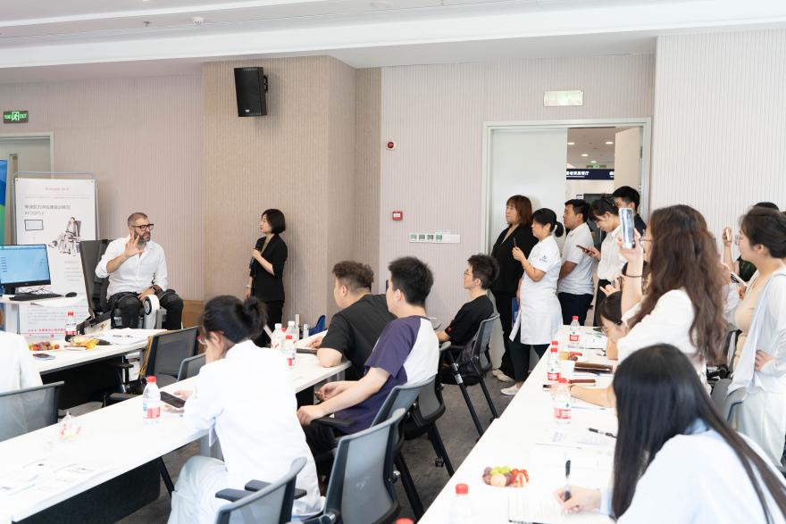 海内外康复医学专家共聚北京健嘉,开展专题技术交流