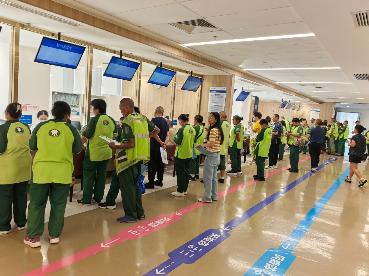 暖心守护!双流工会联动成都京东方医院为千名劳动者送健康