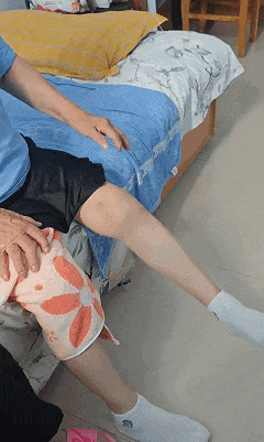 搭乘「空中 120」转运、双下肢瘫痪的高龄患者康复出院