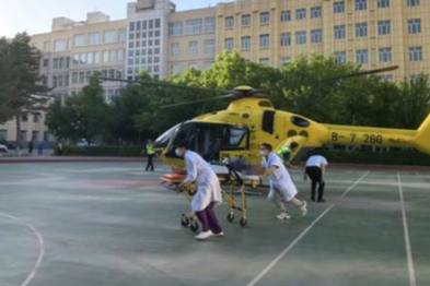 搭乘「空中 120」转运、双下肢瘫痪的高龄患者康复出院