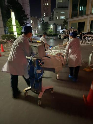 96 小时 ECMO 护航 武大人民医院多学科专家联手阻击「过敏夺心」罕见急症