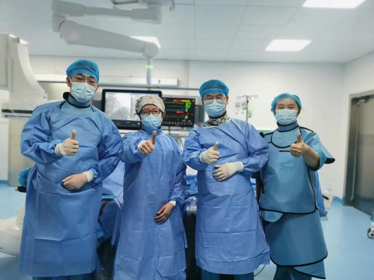 万里送医践初心!南医大逸夫医院援疆专家用仁心筑梦边疆