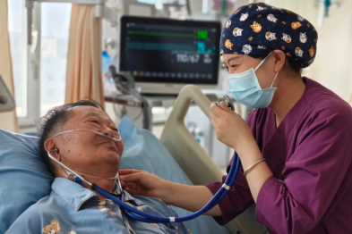 中国医师节丨光影为笺，致敬「德馨技勤」的一附院人