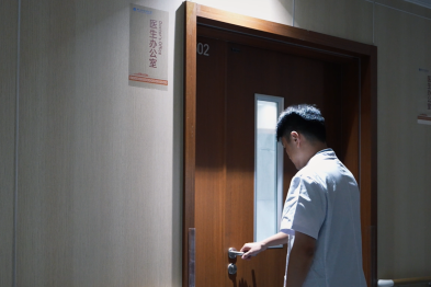 骨科医生的战场与星辰