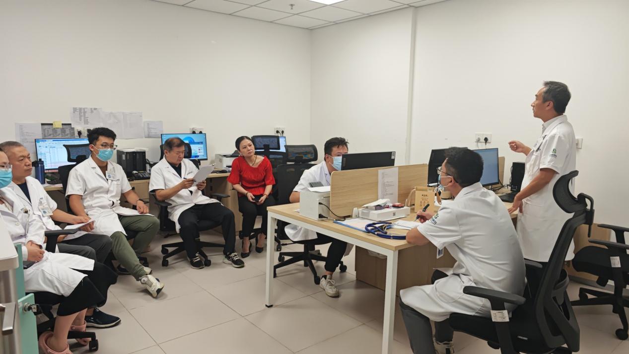 车祸重伤、指标爆表…多学科团队联手让重伤患者从昏迷到「回应」