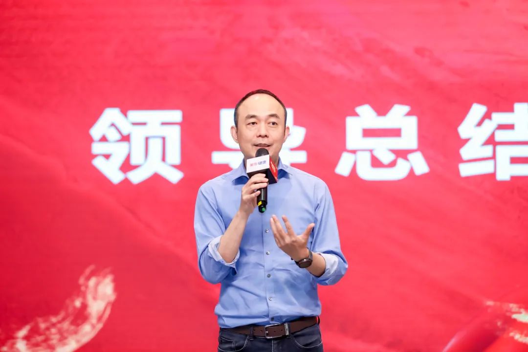 德馨于行，技精于勤——美年健康集团隆重表彰 2025 年度最美医师