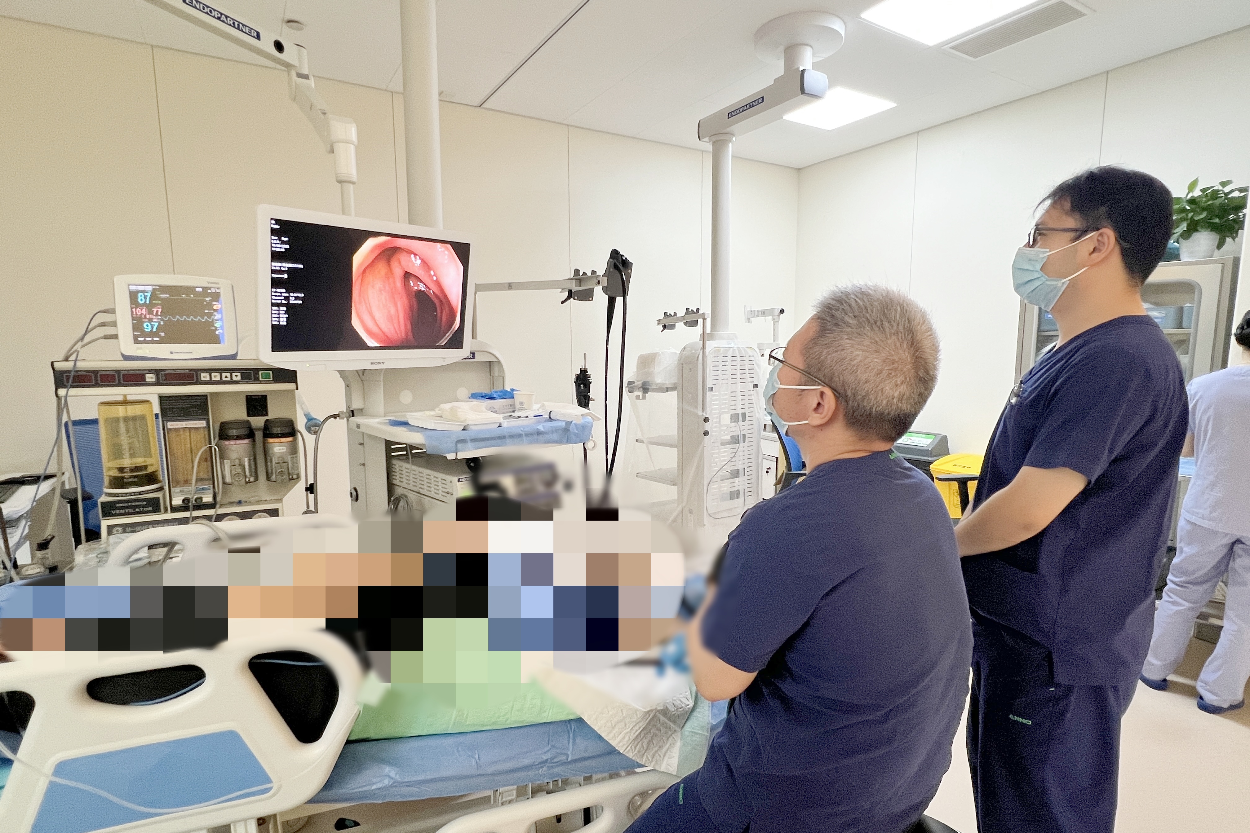 医疗界 IP 大碰撞!「成都下水道」「消化科倔老头」「扫地僧一听」汇聚新华医院,共探医学新媒体「破圈」之道!