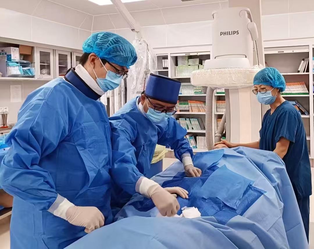 重庆松山医院成功开展生物可降解房间隔缺损封堵术