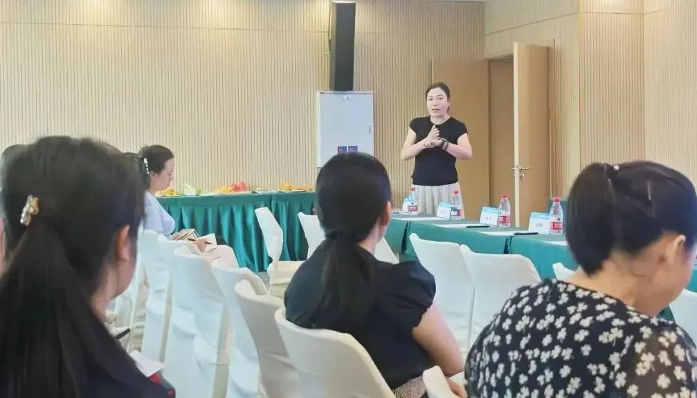 重庆海扶医院专家团队在川北医学院附属医院出席系列学术活动