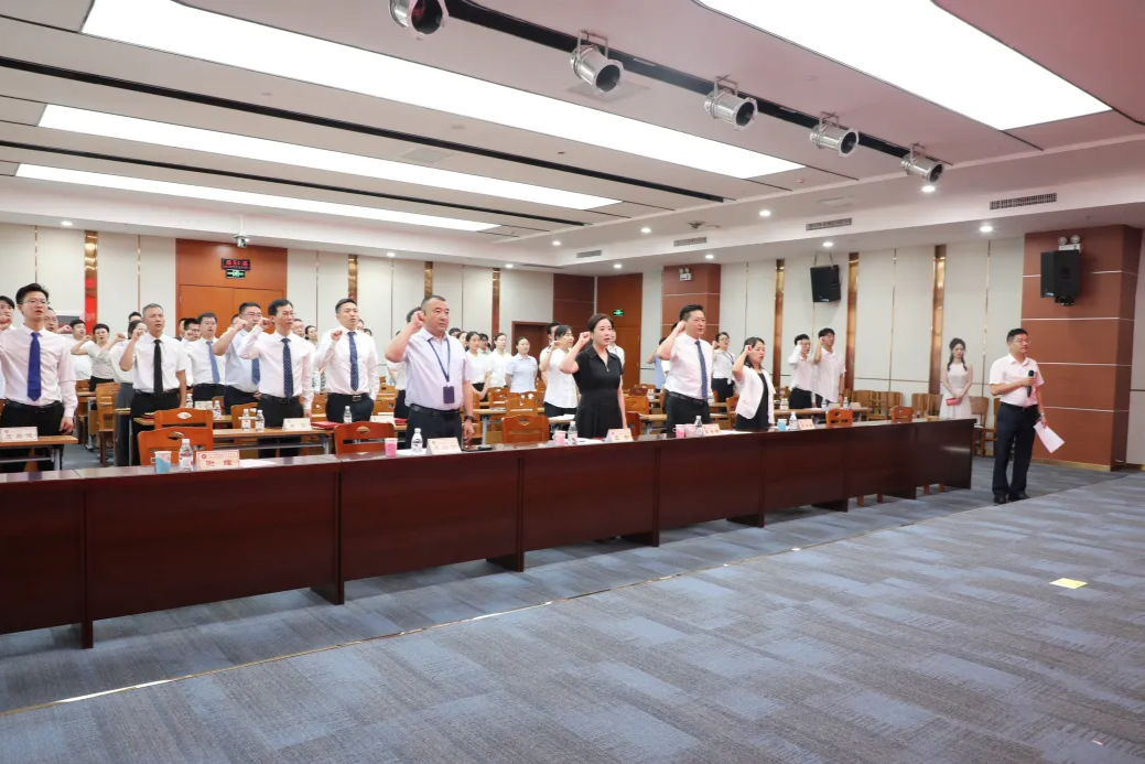 德馨于行，技精于勤！武汉中西医结合骨科医院隆重举行第八个中国医师节表彰大会