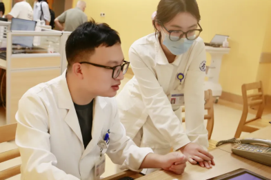 青医正当时 | 方小康：与时间赛跑的「脑部守护者」