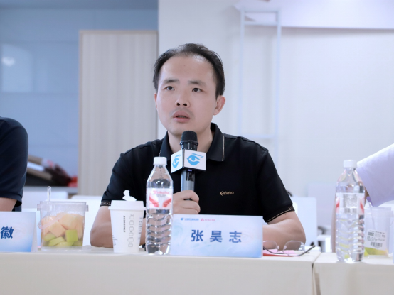 科技赋能眼科诊疗,上海和平眼科开启智慧医疗新篇章