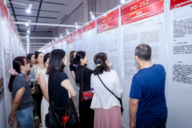 肾内科-血液净化中心双案例壁报亮相全国血液净化大会 实现学术展示「零突破」