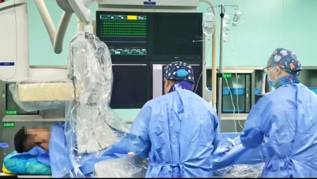 守护生命「心」防线——走进科大二附院心脏重症监护室（CCU）