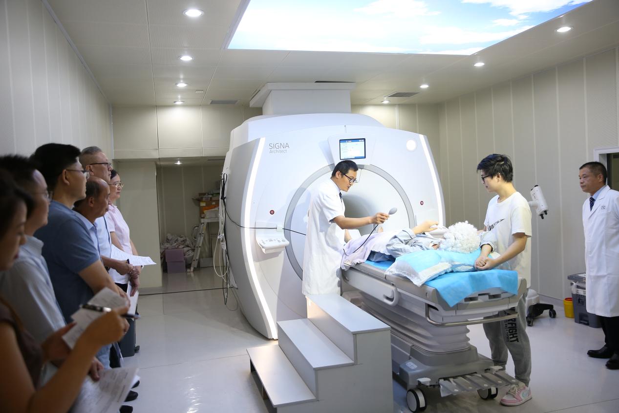 践行极致服务！重庆松山医院放射科打造 24 小时标准化影像检查