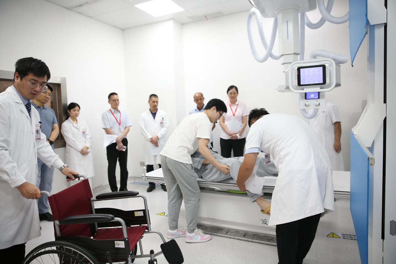 践行极致服务！重庆松山医院放射科打造 24 小时标准化影像检查