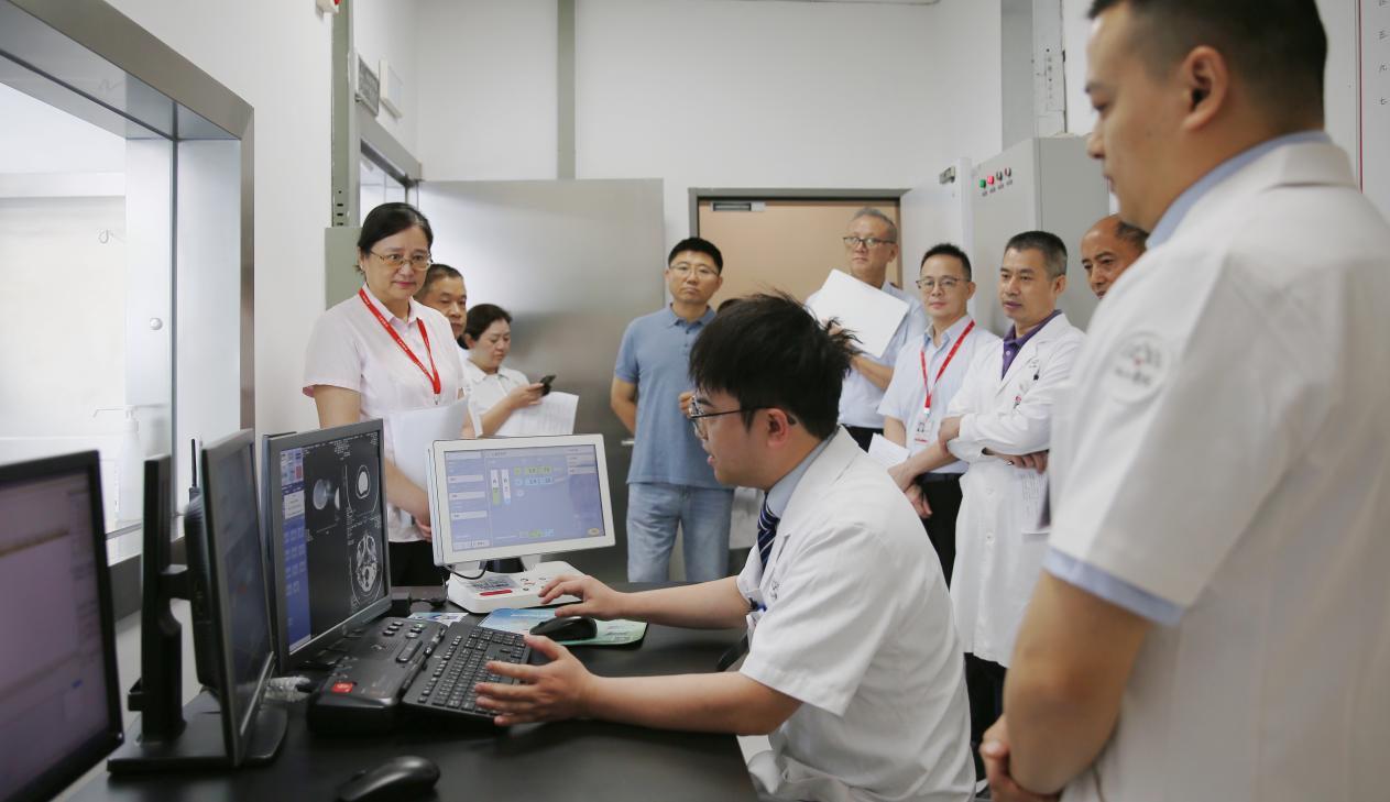 践行极致服务！重庆松山医院放射科打造 24 小时标准化影像检查