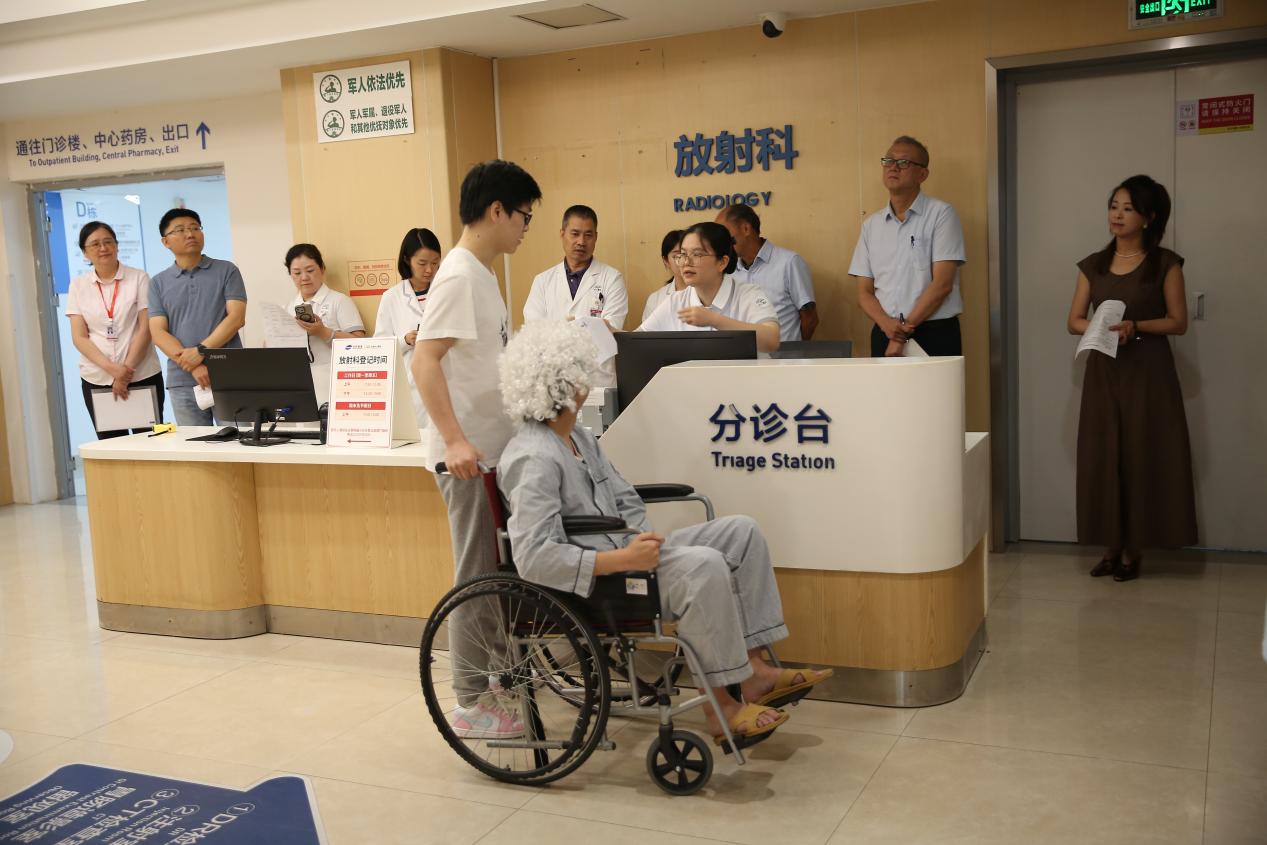 践行极致服务！重庆松山医院放射科打造 24 小时标准化影像检查