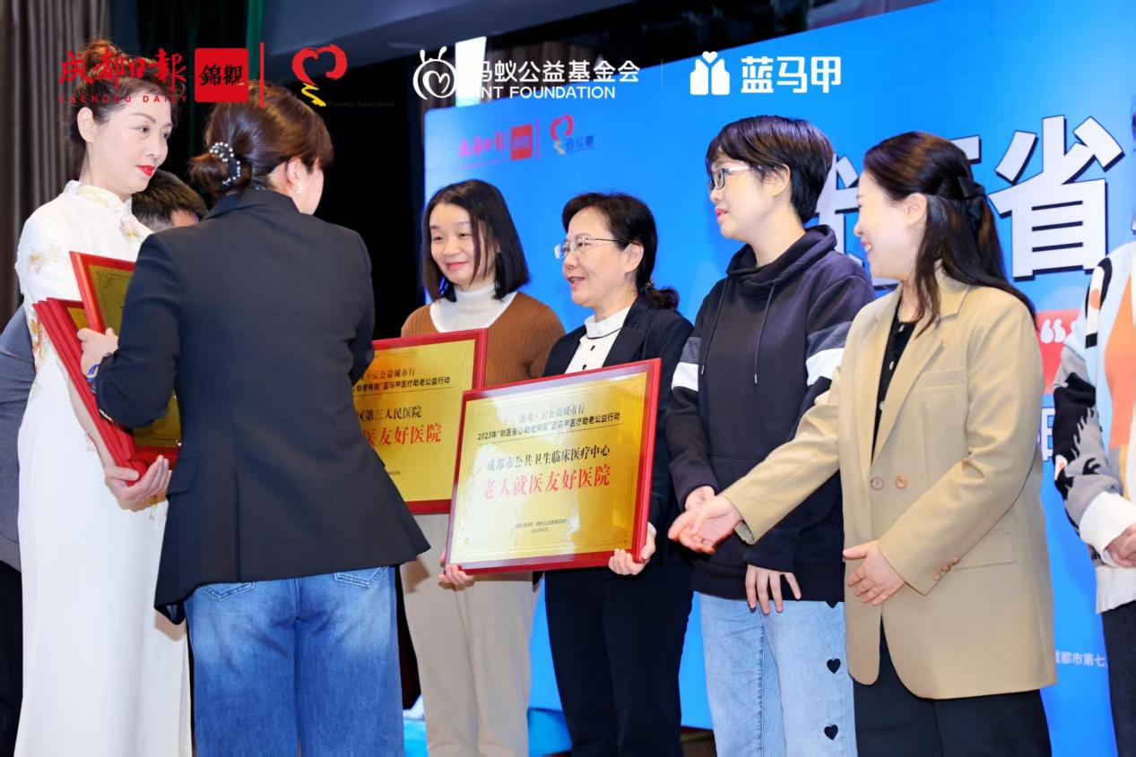 李鸿雁：以「全人温度」筑牢老年慢病守护网