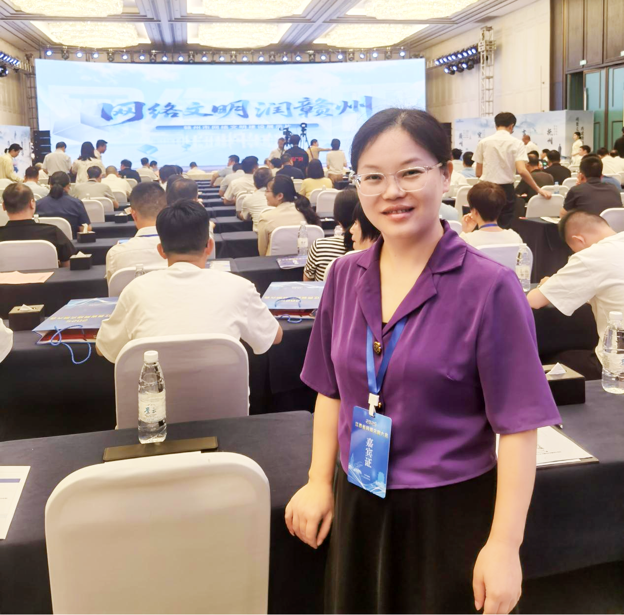 南昌大学二附院卢和丽获评「江西好网民」：以数字之翼守护万千心灵