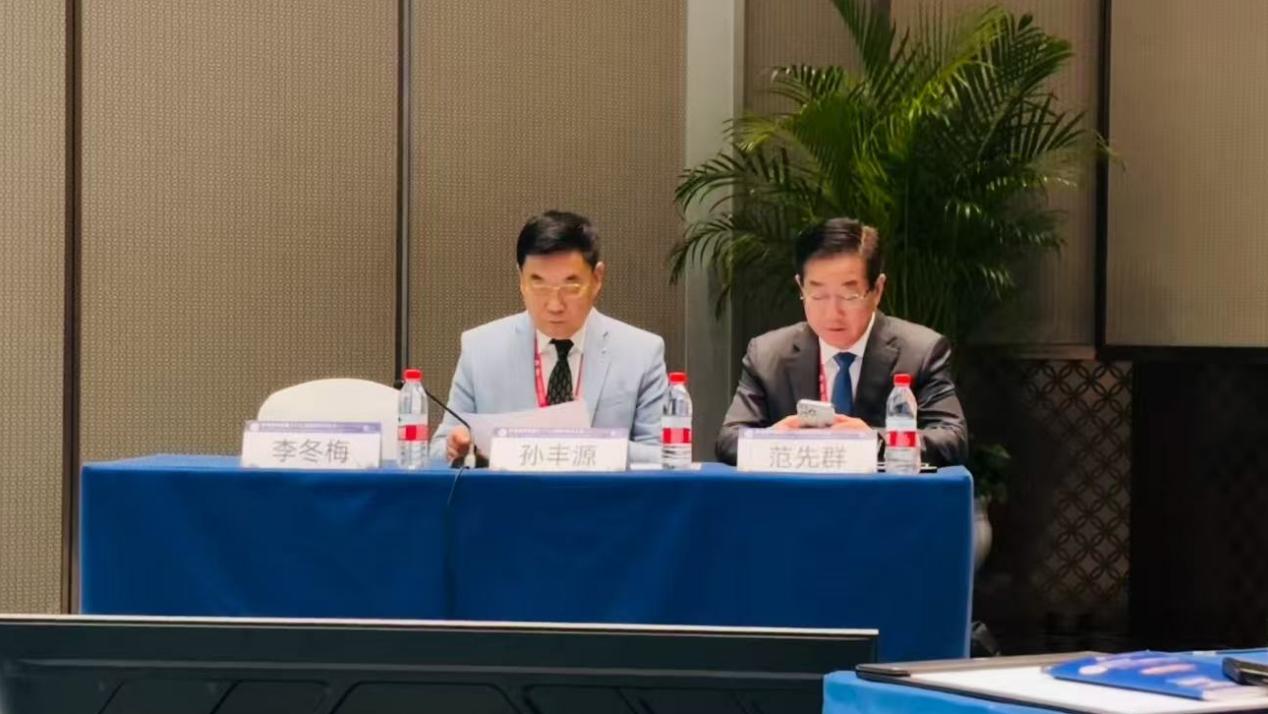 群星闪耀 CCOS2025!爱尔眼科成都一城四院专家团受邀出席 2025 全国眼科学术年会