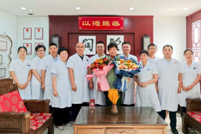从「技术接力」到「文化浸润」——郑州中医骨伤病医院师承子弟教师节献礼