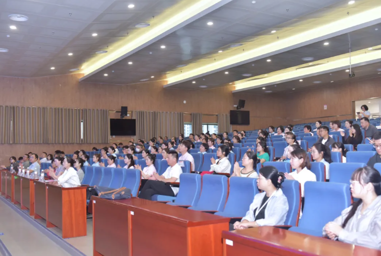 阜阳市 2025 年职工托育职业技能大赛圆满落幕，阜阳市妇女儿童医院斩获多项佳绩！