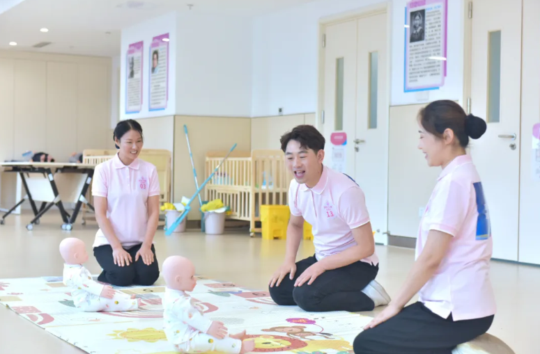 阜阳市 2025 年职工托育职业技能大赛圆满落幕，阜阳市妇女儿童医院斩获多项佳绩！