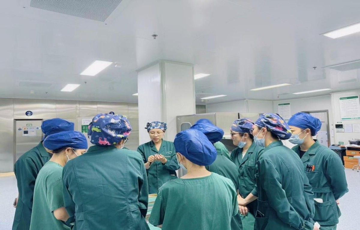消毒供应中心新入科护士操作技能大练兵圆满收官：以专业守护生命，以标准铸就安全！