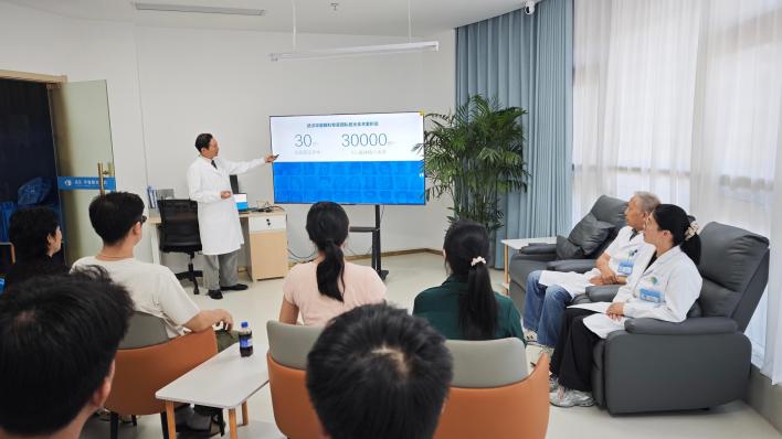 全飞秒手术系列耀中华活动圆满落幕！武汉华厦眼科助近视朋友从容应对视觉健康挑战