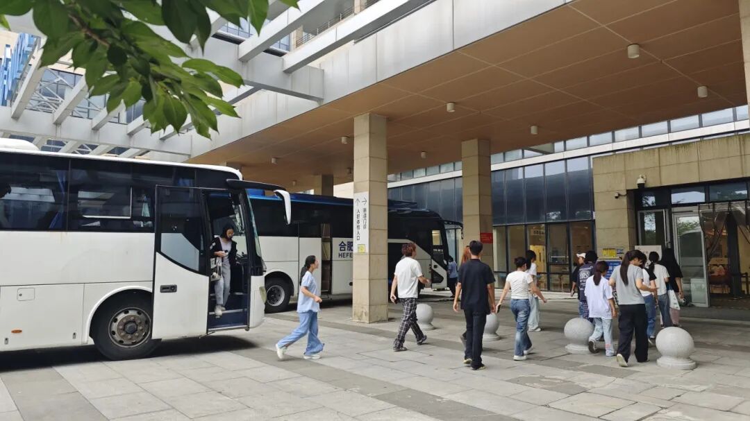 护航高校万名新生入学，保障大学青年身心健康！