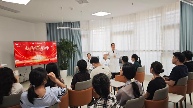 全飞秒手术系列耀中华活动圆满落幕！武汉华厦眼科助近视朋友从容应对视觉健康挑战