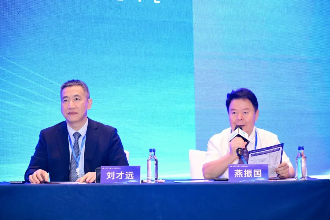 深化技术融合，重塑临床价值 | 2025 年华厦屈光国际论坛圆满成功