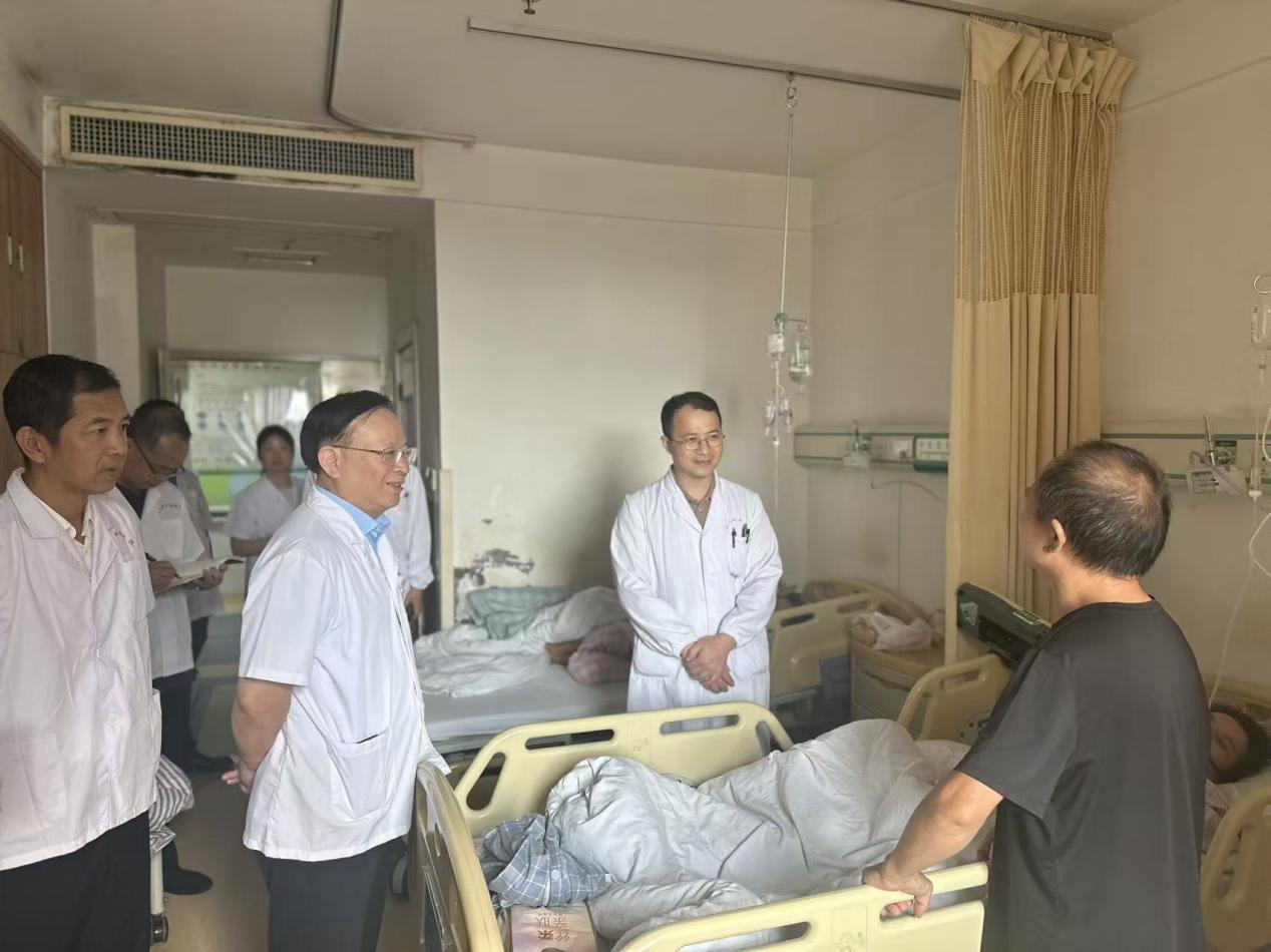 聚焦医德建设，推进清廉医风！南昌大学二附院开展医德医风专项查房