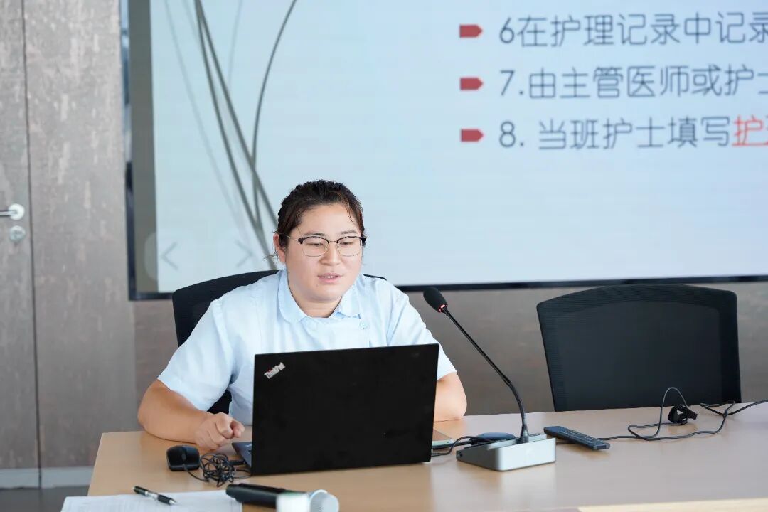 追光而来,共赴使命 | 燕达陆道培医院 2025 年度第二次新员工入职培训圆满结束