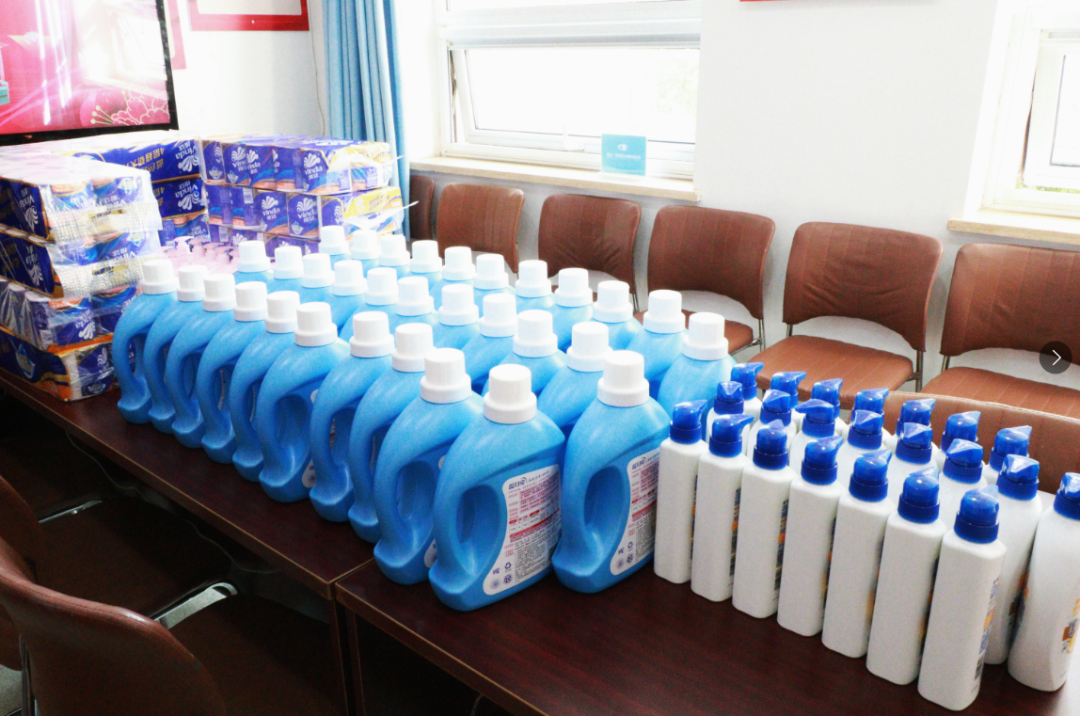 礼遇双节 情暖人心 | 北京华厦民众眼科医院温情关怀助力员工成长