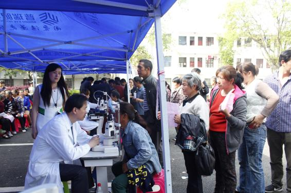 仁心守护十四载,武汉普瑞眼科医院用爱绘就光明长卷